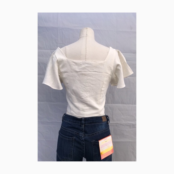 Marie button crop - Picture 5 of 7